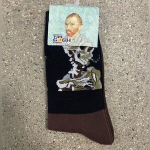 NWT Van Gogh Skeleton Socks